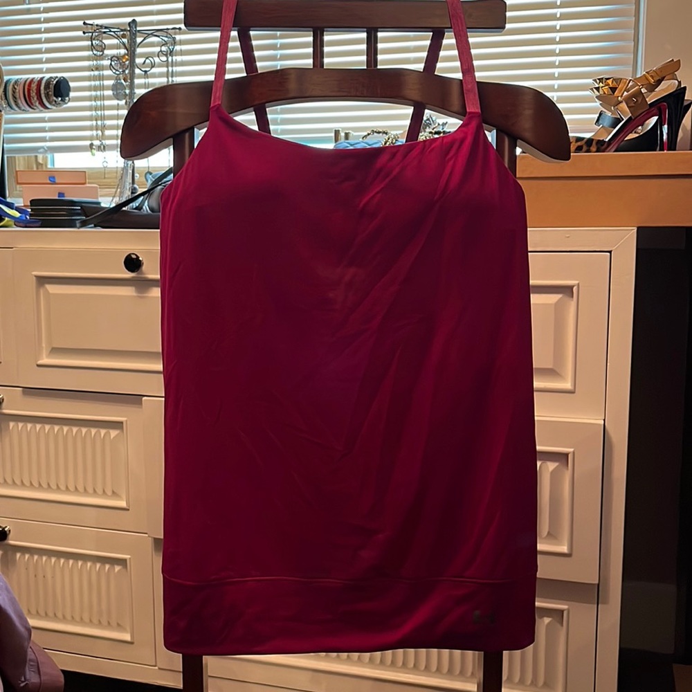 Under Armour tank size S